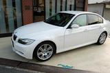 E90
