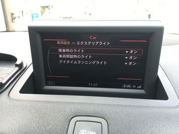 AudiA1���ǥ��饤��ɽ��