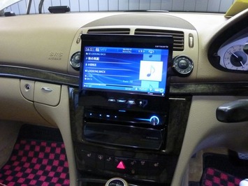 W211 CDI サイバー