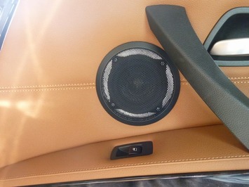 BMW E91 スピーカー