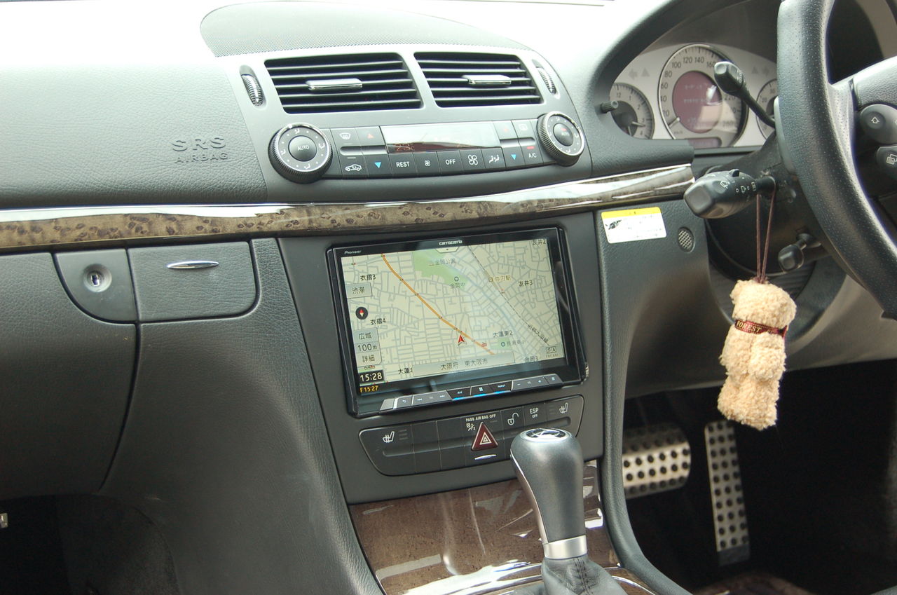 eクラス 211 にナビとバックカメラを取付 大阪府東大阪市の サウンド２１ ブログ メルセデスベンツ ｂｍｗ