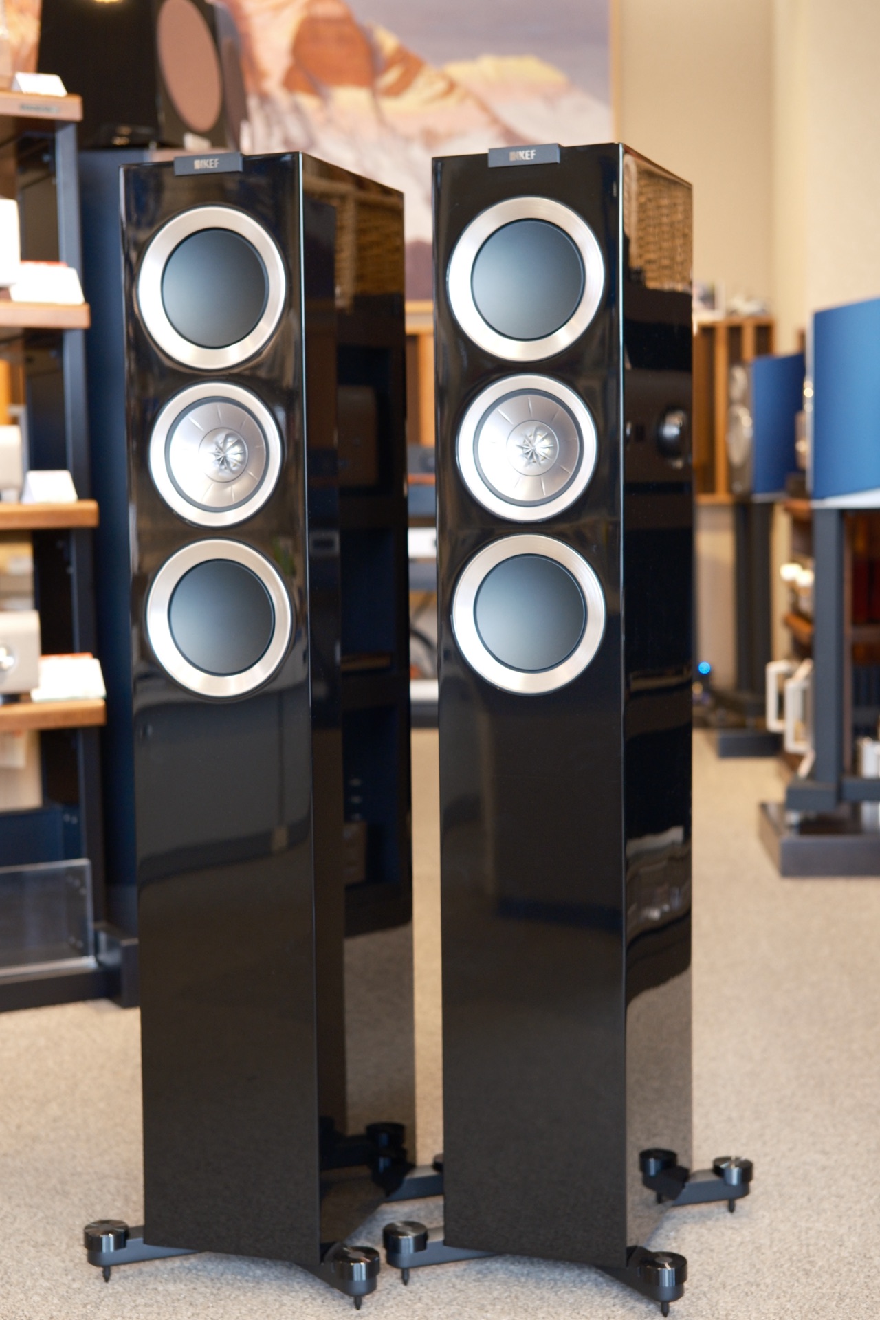 【 定価26万円 】 KEF R500 【 名機 】 近県届けます スピーカー 音楽好きな人にこそ聴いて欲しい』 KEF R500 [ピアノブラック ペア] の