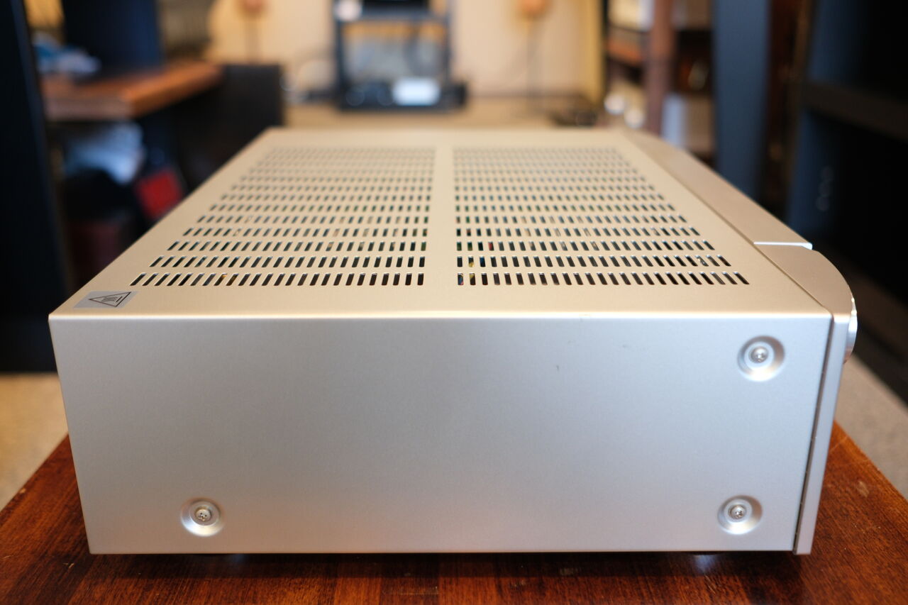 販売済み【USED】marantz PM7005 : SOUNDHUNTERのUSED&特選品情報 販売済み【USED】marantz PM7005 : SOUNDHUNTERのUSED&特選品情報