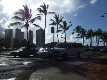 Ala Wai Blvd.