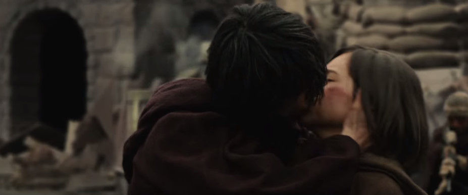 実写版 進撃の巨人のキスシーンwwwwww きままと