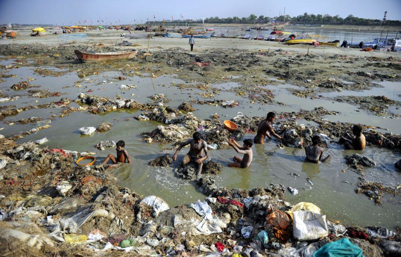 インド】ガンジス川の水には人を癒す力があるのか ～川にコレラ菌を注入したら、コレラ菌が死滅した！！ : きままと