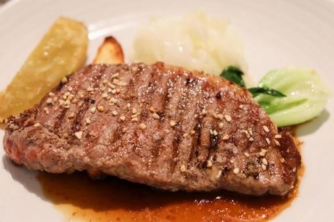 4af9e610e4eb1e6e4808a043dc79ab3f_t