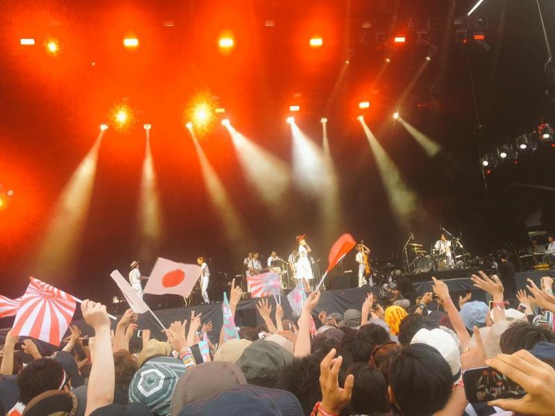 マスコミ 津田大介 椎名林檎のライブでファンが旭日旗を掲げ まるで右翼イベント 大炎上 きままと マスコミ 津田大介 椎名林檎のライブでファンが旭日旗を掲げ まるで右翼イベント 大炎上 きままと