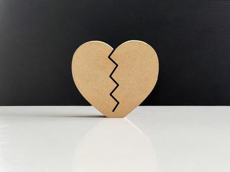 068066d1e2d62a9d12f16ee841c37a13_t