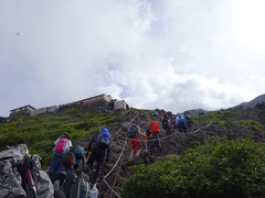 ひたすら登る