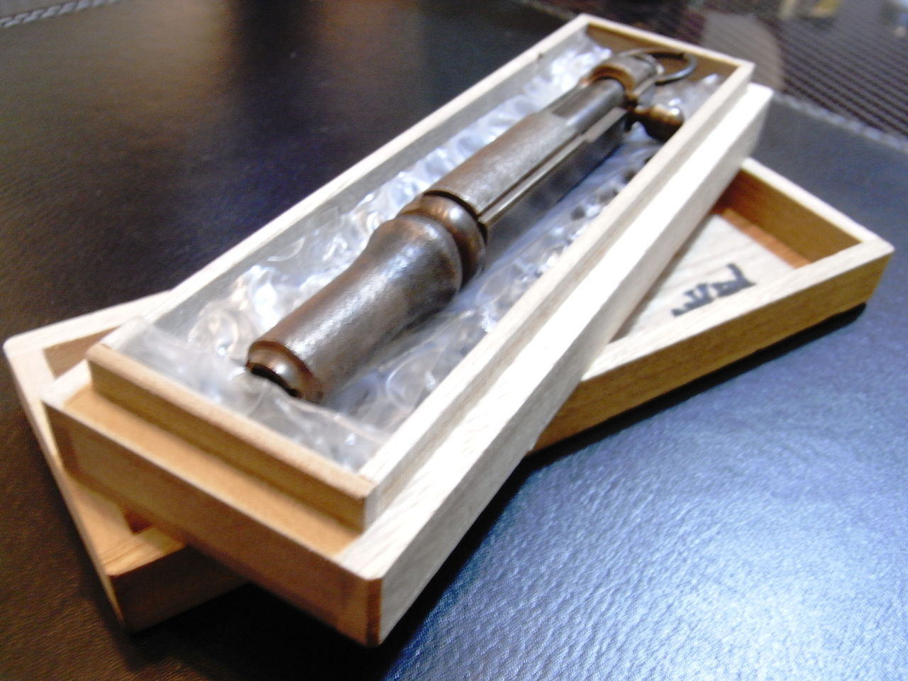 STARLINGEAR スターリンギア × 中山英俊カスタムキーチェーン STARLINGEAR スターリンギア × 中山英俊カスタムキーチェーン