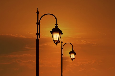 street-lamp-4074873