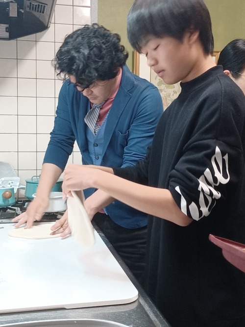 BandPhoto_2021_04_08_17_09_15