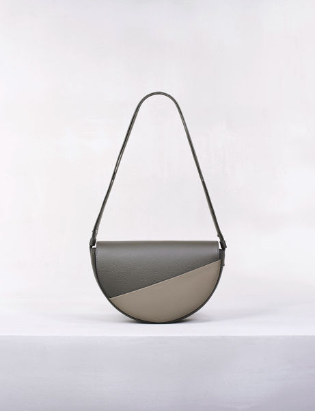 0320153946_5ab0acb25f859