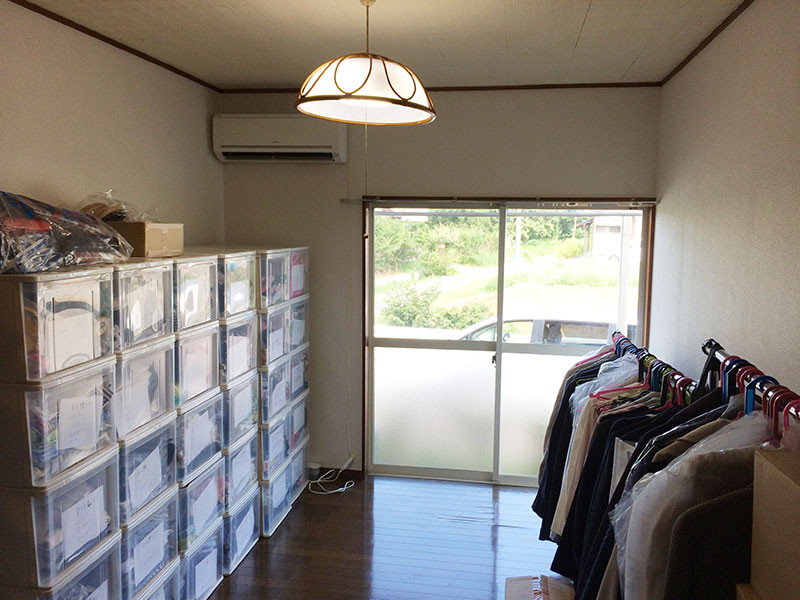 モデル用衣装部屋 ダウンロード販売で自由人になる モデル用衣装部屋 ダウンロード販売で自由人になる