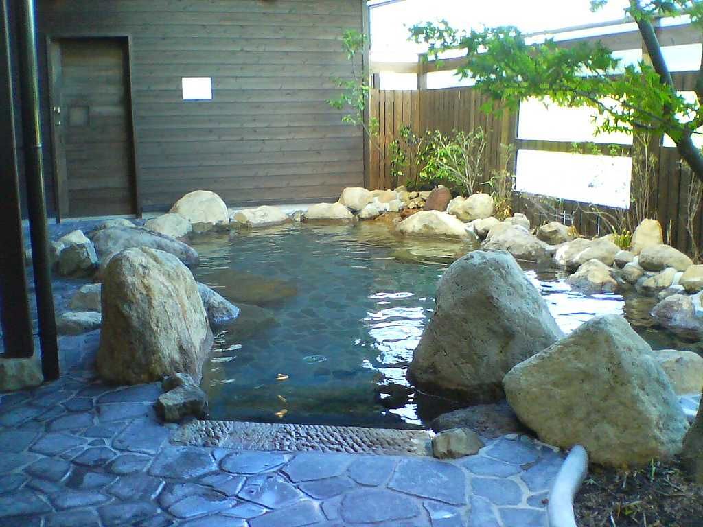 カレーハウス シェ・てつおと波佐見温泉 湯治楼 ワンコと温泉グルメ カレーハウス シェ・てつおと波佐見温泉 湯治楼 ワンコと温泉グルメ