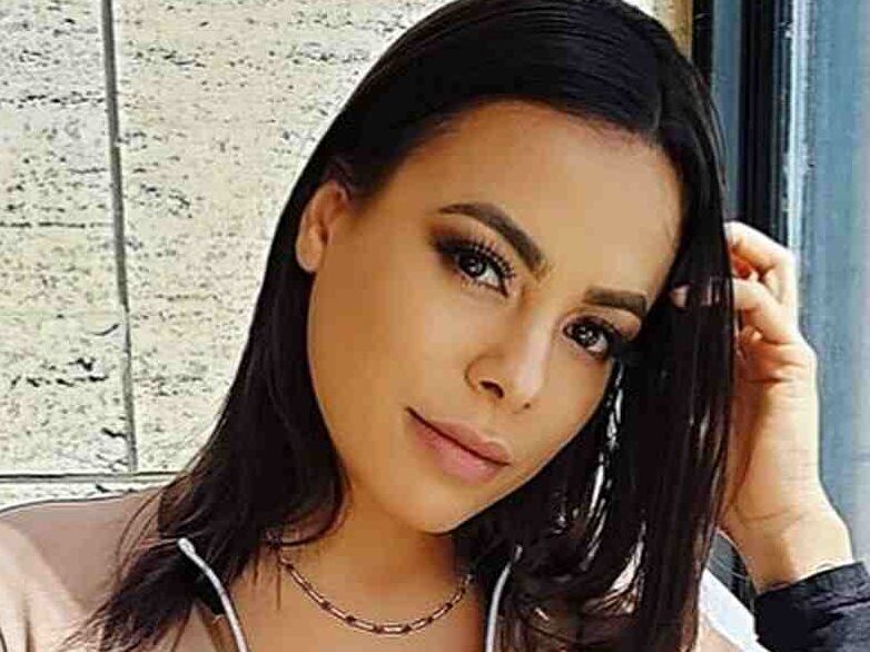 Boyfriend, Relationship