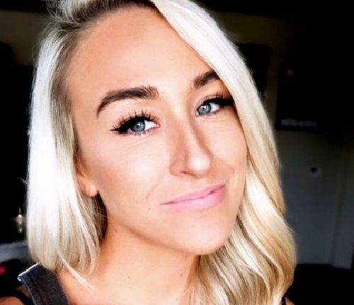 Nicole Hocking Wiki, Age, Height, Bio, Husband, Networth, Parents