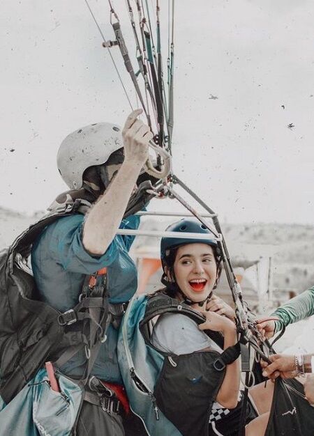 Domelipa went for paragliding