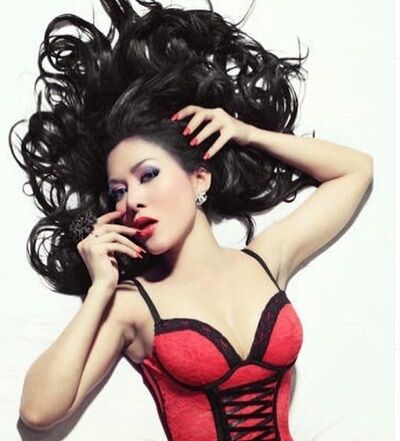 Cynthiara Alona is a celebrated Indonesian actress, model, entertainer, and well-known artist