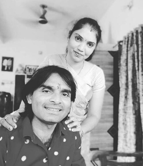 Kamlesh Barot and his wife