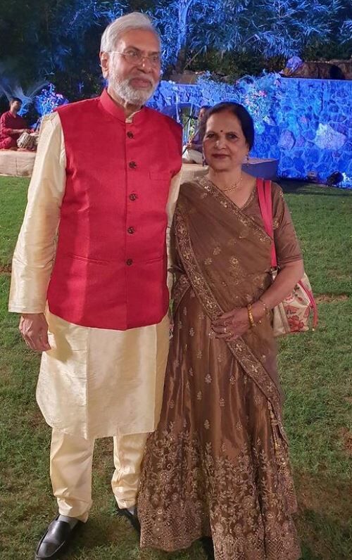 Sakshi Joshi`s dad Umesh Joshi and mom