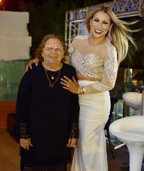 Iran Angelo with her mother Maria do Socorro Antas