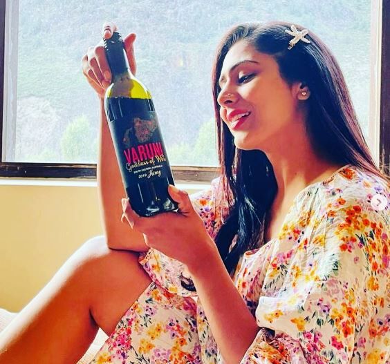 Ghazal Alagh likes alcohol