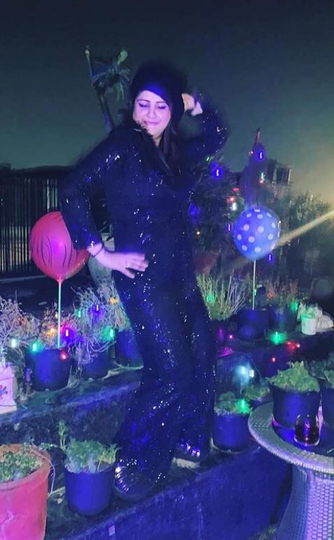 Sakshi Joshi dancing on her birthday