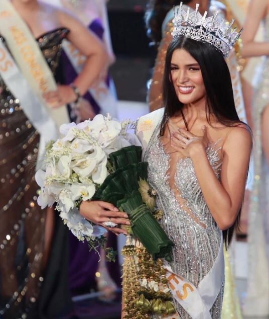 Fuschia Ravena won the Miss International Queen 2022