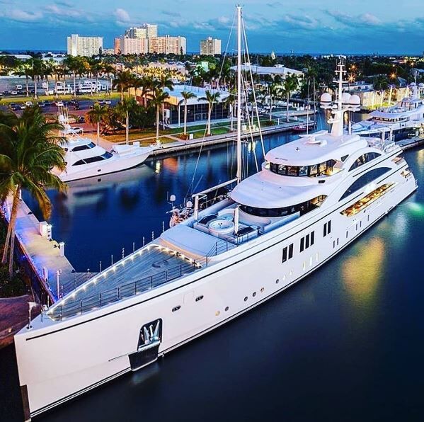 Nick`s Yacht