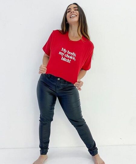 Lucy Banks Physical Stats & More