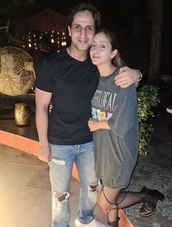 Arslan Goni with his sister