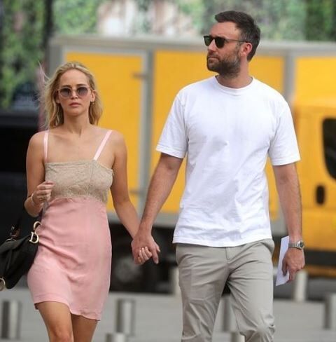 Cooke Maroney with his wife Jennifer Lawrence