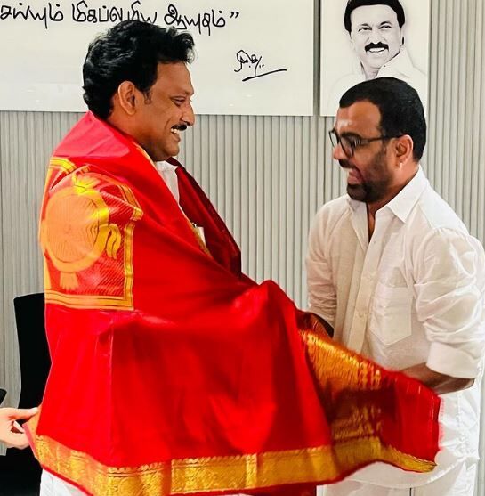 Thadi Balaji met Tamil Nadu School Education minister