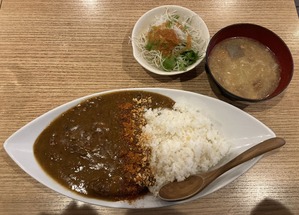 2025.12.22やきとん屋のカレー