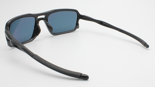 oakley2084