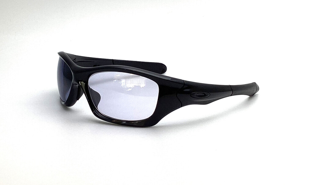 OAKLEY（オークリー）PITBULL（ピットブル）調光レンズ交換