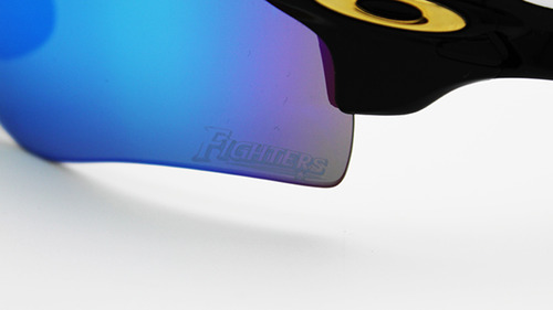 oakley2037