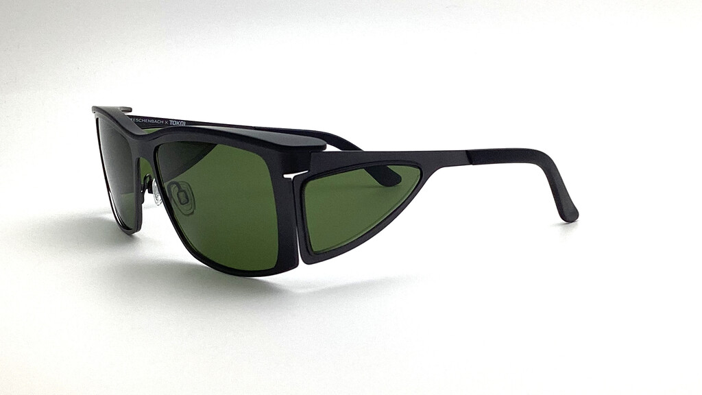 TOKAI 遮光フレーム Lumiless by STG（ルミレス）のご紹介です