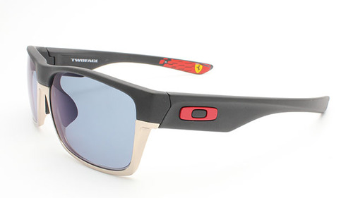oakley1778