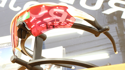 oakley2057