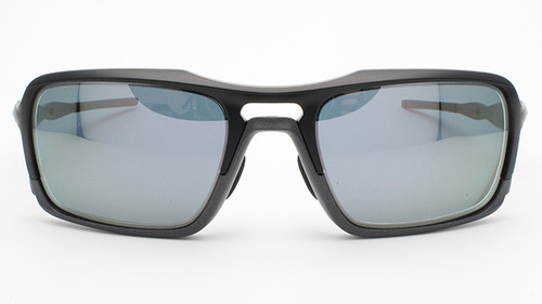 oakley2082