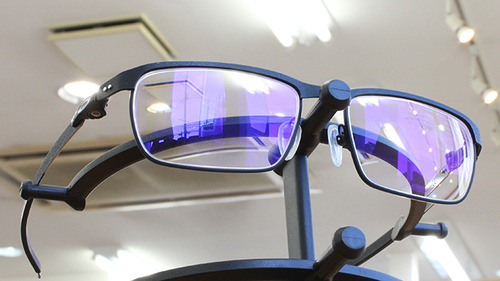 oakley2052