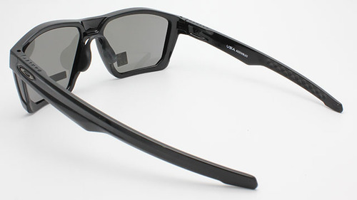 oakley1782
