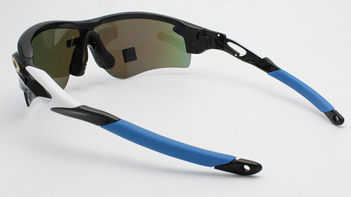 oakley2039