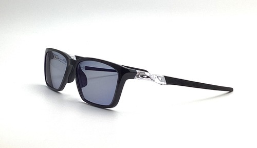 OAKLEY – メガネのコミヤマ｜オークリー・スポーツサングラス専門店