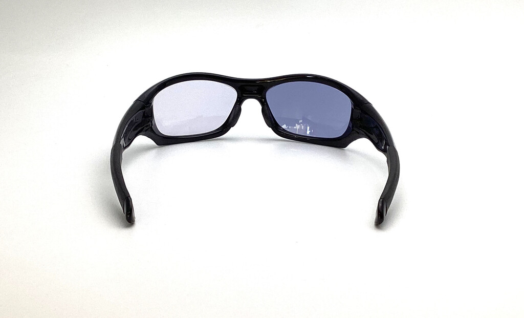 OAKLEY（オークリー）PITBULL（ピットブル）調光レンズ交換