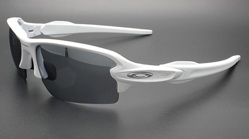 oakley1557jpg