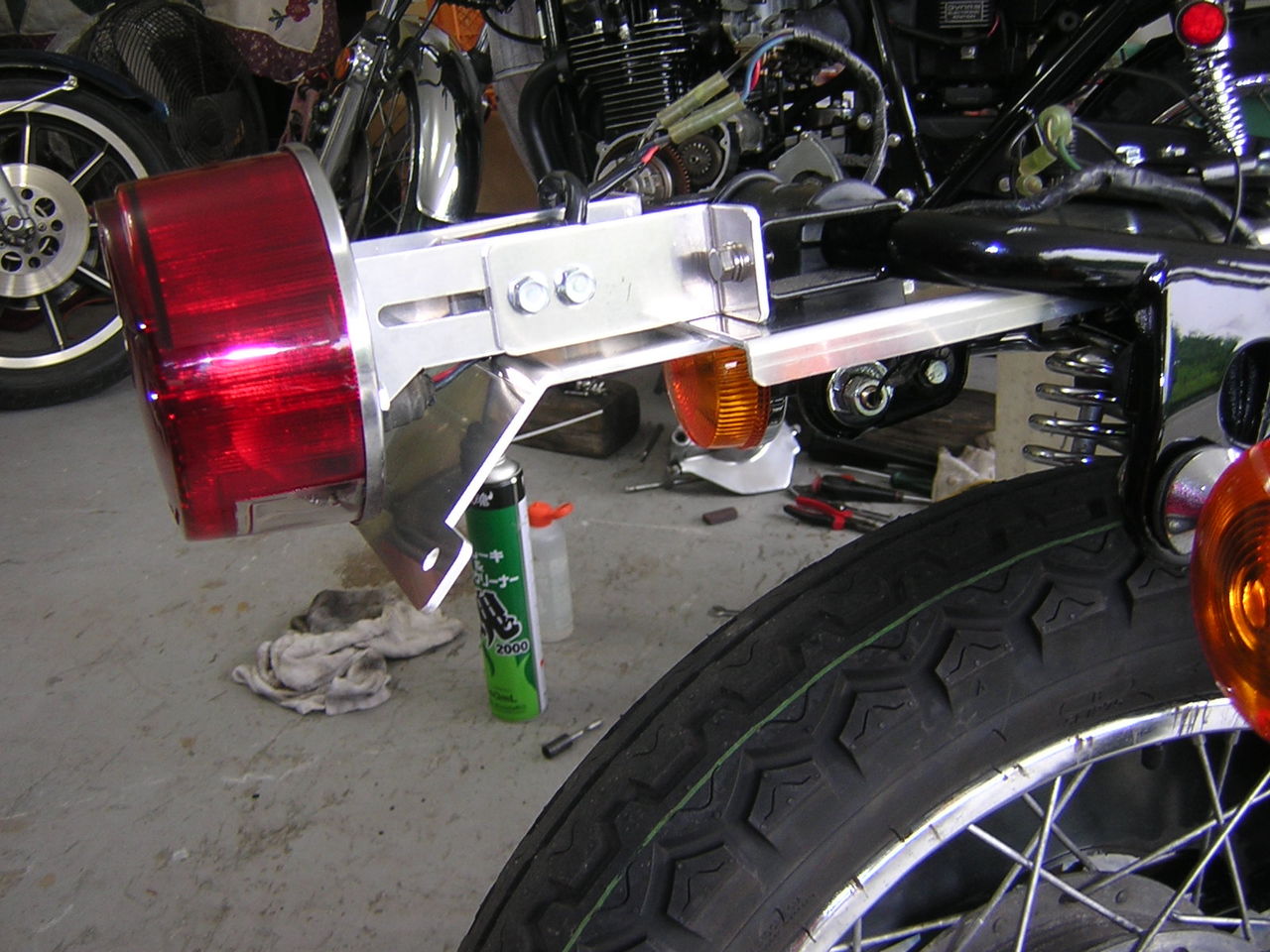 フレンズ】Z1 Z2 KZ900 KZ1000 アルミフェンダーレスキット FXやLTDに